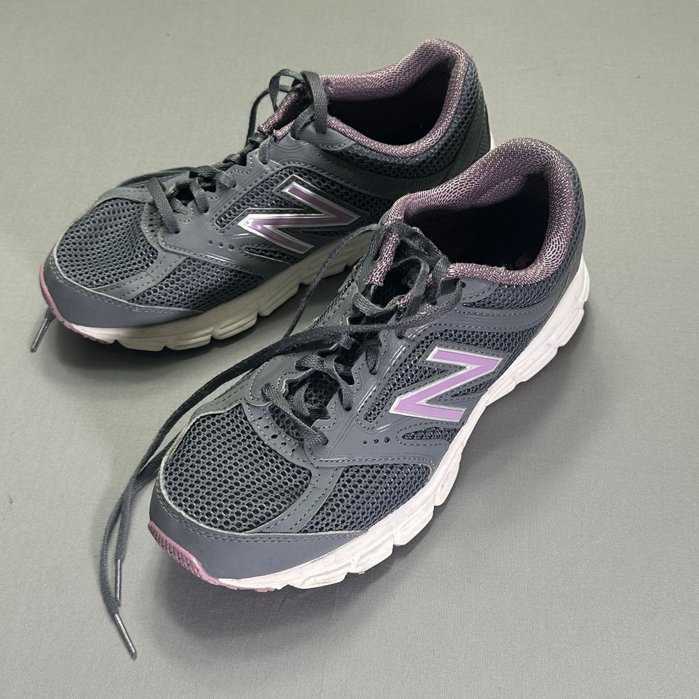 Size 7 .5 - New Balance 460  TechRide Gray Women